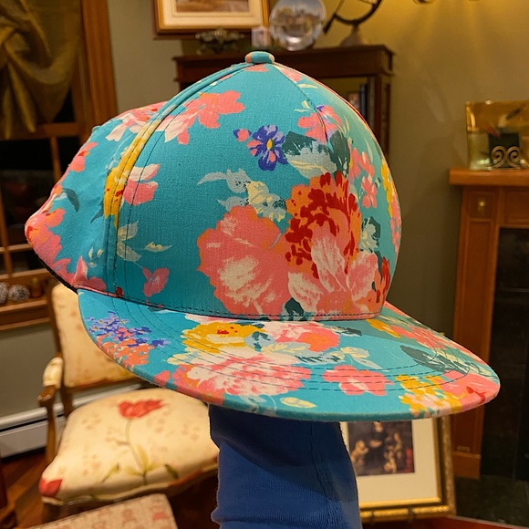 Olive & Pique SnapBack Trucker Baseball Hat, turquoise with pink florals - Picture 8 of 8